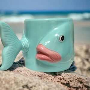 Vintage 88’ Seattle Blue fish mug